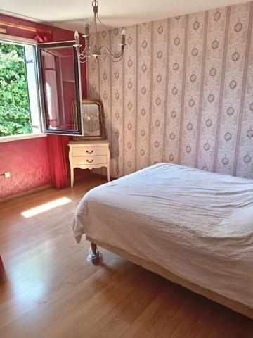 CHARMANTE MAISON 90M2 DANS SUPERBE ENVIRONNEMENT