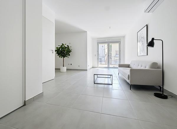 À vendre - Studio, 1 pièce situé à Flassans-sur-Issole (83340)