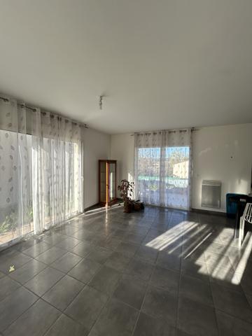MAISON TYPE 4 - SAINTES RIVE GAUCHE