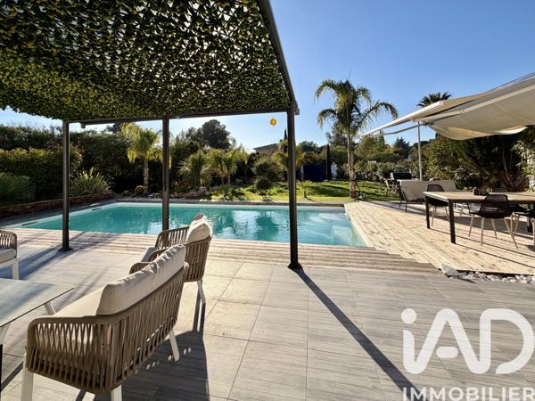 Maison à vendre 10 pièces 285 m² Roquebrune-sur-Argens