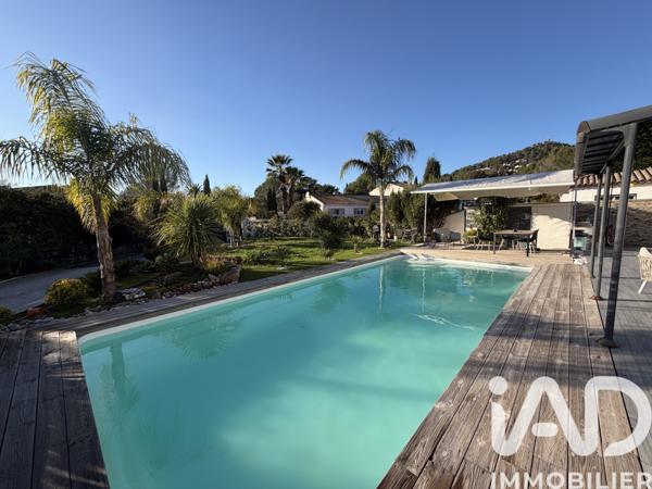 Maison à vendre 10 pièces 285 m² Roquebrune-sur-Argens