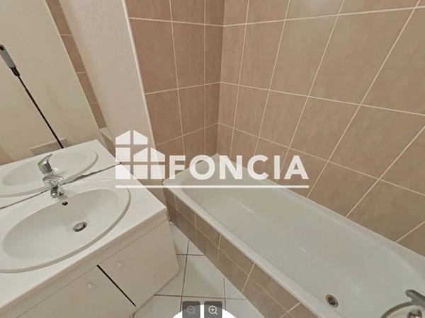 Location Appartement 2 pièces 40.32 m² - 56 RUE EUGENE DANDICOLE Pessac 33600