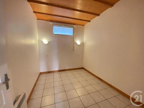 Immeuble à vendre  260 m 2   CLERMONT L HERAULT  - 34
