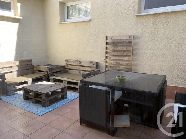 Immeuble à vendre  260 m 2   CLERMONT L HERAULT  - 34