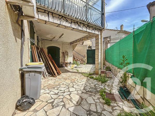 Immeuble à vendre  260 m 2   CLERMONT L HERAULT  - 34