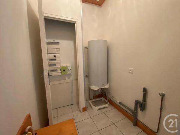 Immeuble à vendre  260 m 2   CLERMONT L HERAULT  - 34