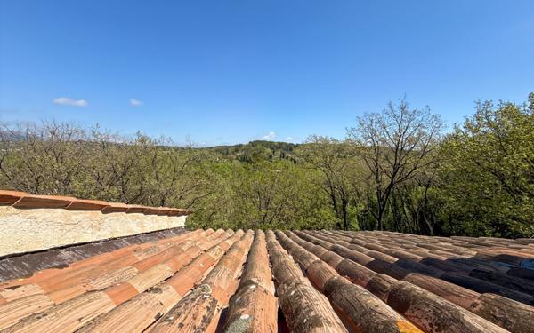 Maison à vendre    6 pièces • 169,89 m2 Châteauneuf-Grasse