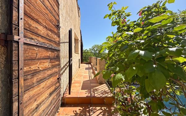 Maison à vendre    6 pièces • 169,89 m2 Châteauneuf-Grasse
