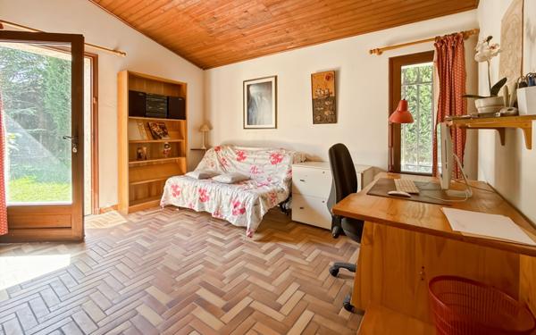 Maison à vendre    6 pièces • 169,89 m2 Châteauneuf-Grasse