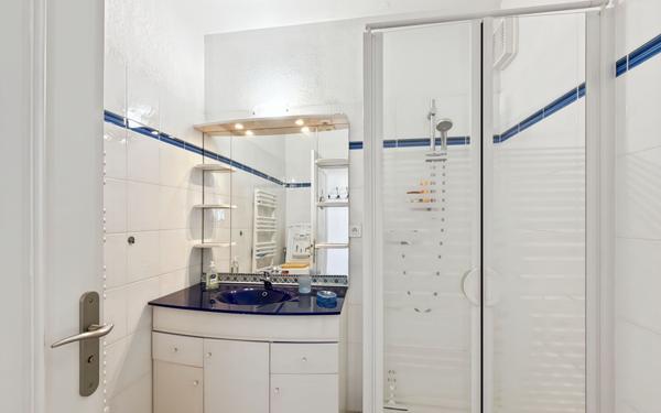 Appartement à vendre    3 pièces •  Fréjus