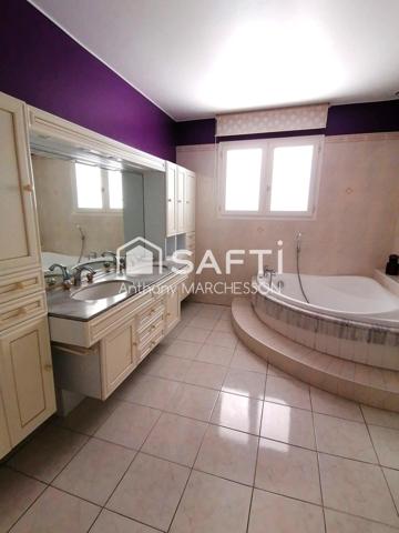 Maison - 5 pièces - 160m²