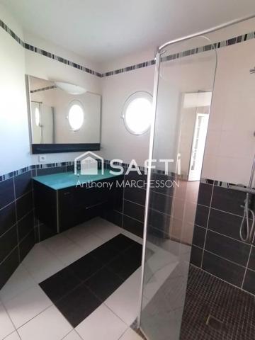 Maison - 5 pièces - 160m²