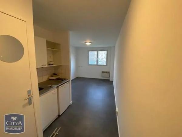 Appartement à louer 1 pièce 18.21m²
