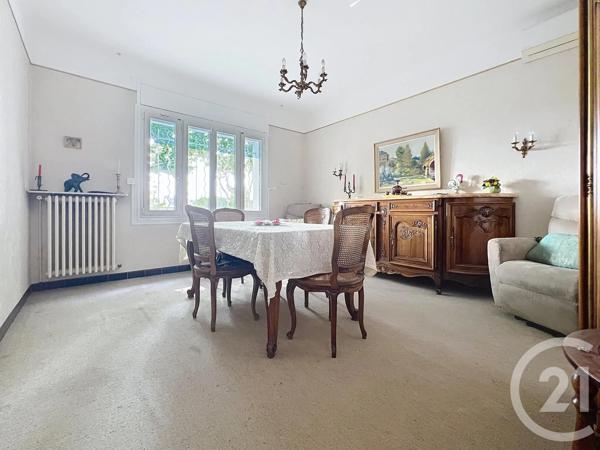 Maison à vendre  6 pièces - 193 m 2   MAUGUIO CARNON  - 34