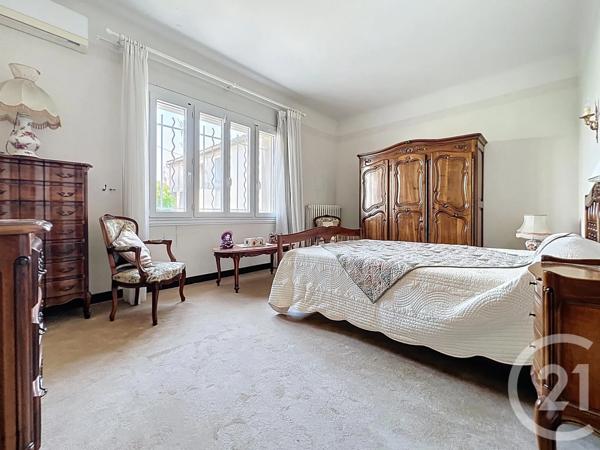 Maison à vendre  6 pièces - 193 m 2   MAUGUIO CARNON  - 34