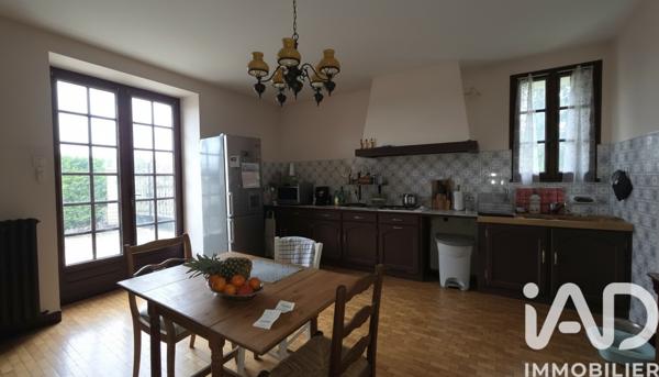 Maison à vendre 6 pièces 168 m² Aunac-sur-Charente
