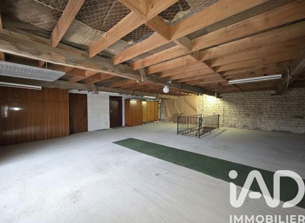 Maison à vendre 6 pièces 168 m² Aunac-sur-Charente