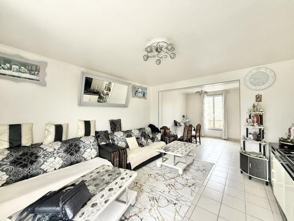 Maison 8 pièces - 180 m² Exclusivité efficity