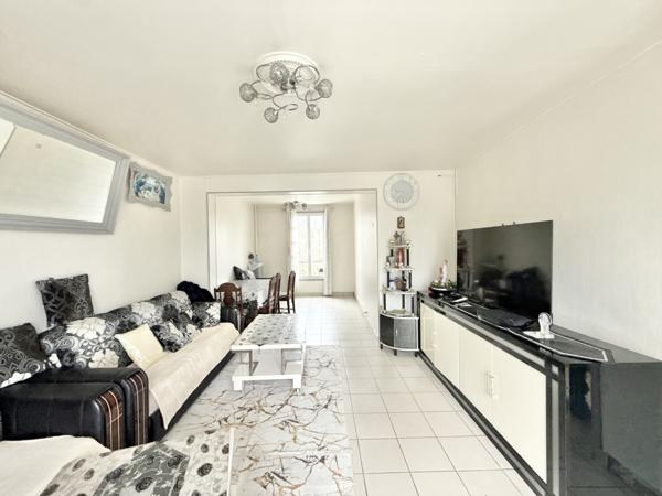 Maison 8 pièces - 180 m² Exclusivité efficity
