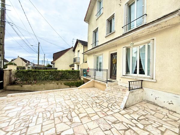 Maison 8 pièces - 180 m² Exclusivité efficity