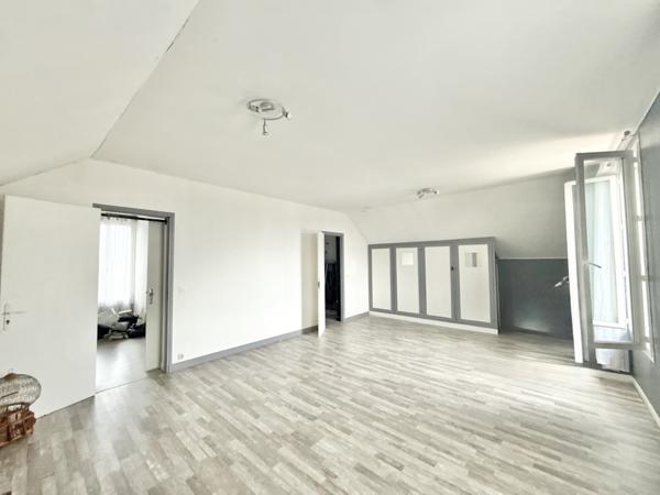 Maison 8 pièces - 180 m² Exclusivité efficity