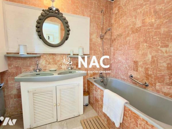 Charmante Maison de 215m² habitable située au cœur d'un Hameau