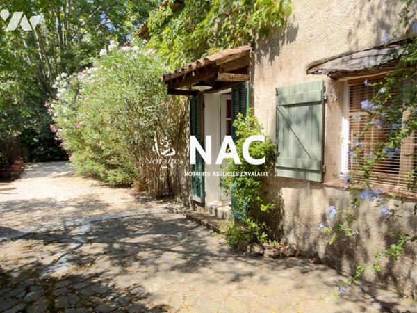 Charmante Maison de 215m² habitable située au cœur d'un Hameau