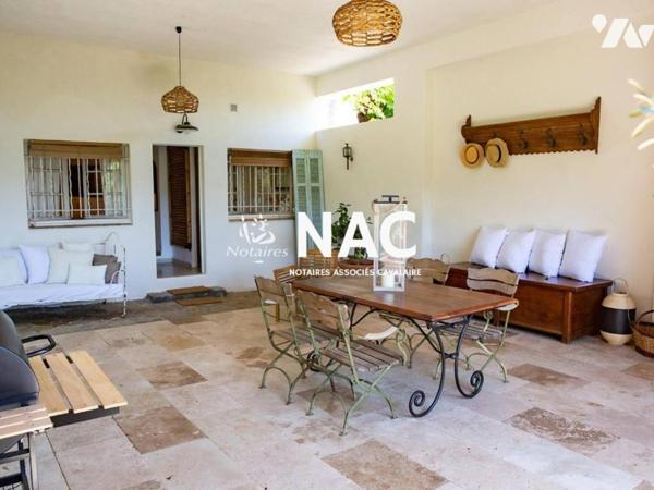 Charmante Maison de 215m² habitable située au cœur d'un Hameau