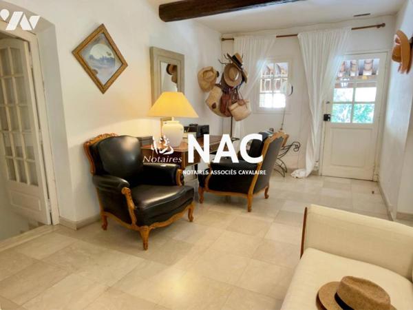 Charmante Maison de 215m² habitable située au cœur d'un Hameau