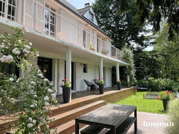 Coup de coeur ! Maison non mitoyenne de 165 m2 avec 5 chambres - vue magnifique sur un étang - Quartier La Berthelotière à Orvault