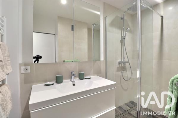 Location appartement 4 pièces 70 m² Aix-en-Provence
