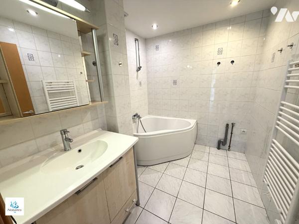 Bel appartement T4 à Collonges sous salève avec cave et parking