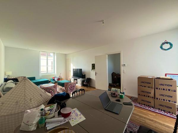 MAISON DE VILLE, REIMS - JEAN JAURÈS