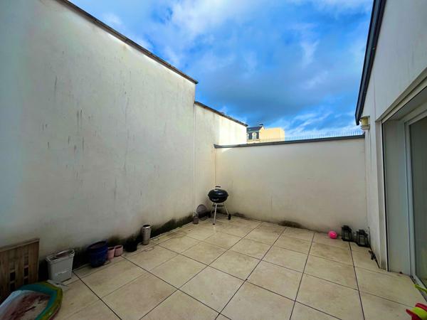 MAISON DE VILLE, REIMS - JEAN JAURÈS