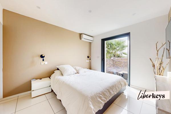 Maison contemporaine au calme avec vue dégagée sur le Pic Saint-Loup