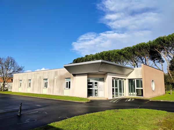 Fontenay-le-Comte (85200) Bureau 412m²