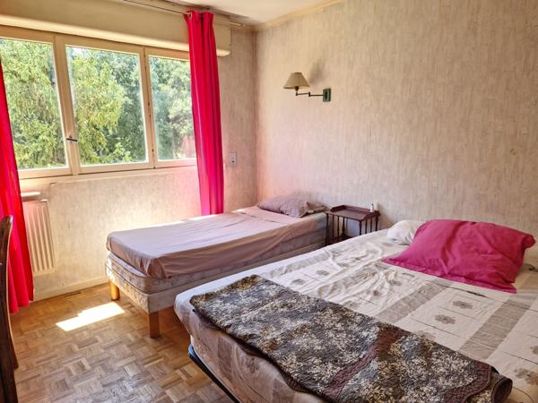 Aubagne (13400) T3 idéal premier achat pu investisseur , pdans résidence fermée , proche ; bus , commerces.........