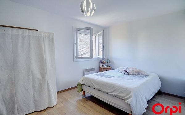 Maison à vendre    5 pièces •  Bourgoin-Jallieu