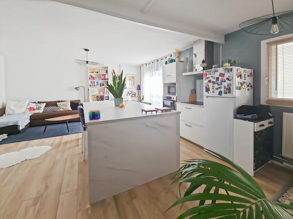 Appartement Hyper centre Pessac 2 pièce(s) 48.26 m2 + cellier