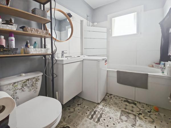 Appartement Hyper centre Pessac 2 pièce(s) 48.26 m2 + cellier