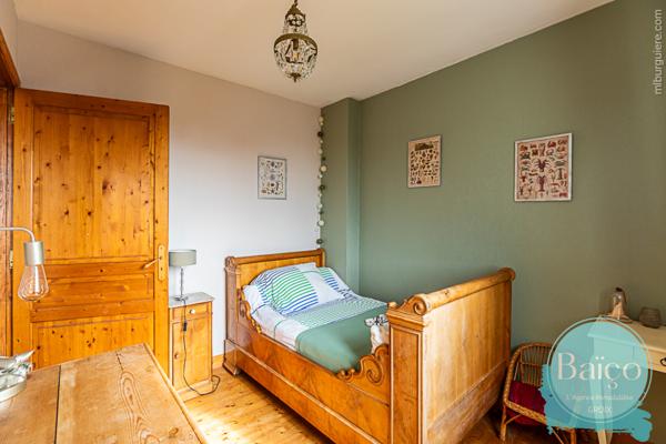 Maison 8 pièce(s) 4 chambre(s) 155 m²