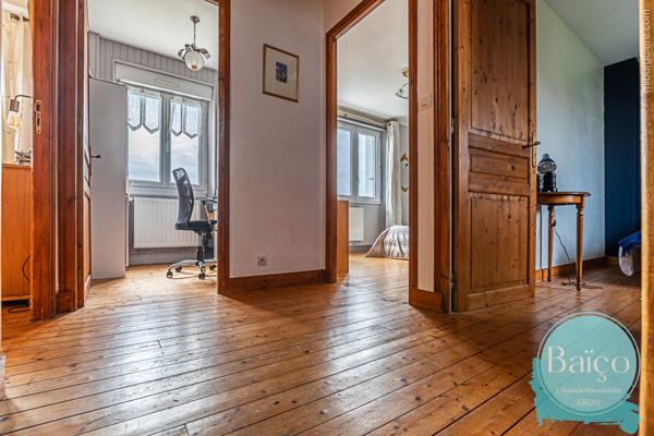 Maison 8 pièce(s) 4 chambre(s) 155 m²