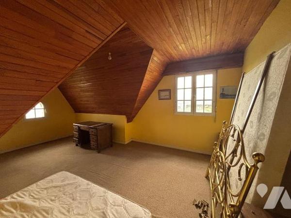 Maison avec vue dégagée sur l'Aber Benoît - Lannilis

LANNILIS/  À quelques minutes du centre...