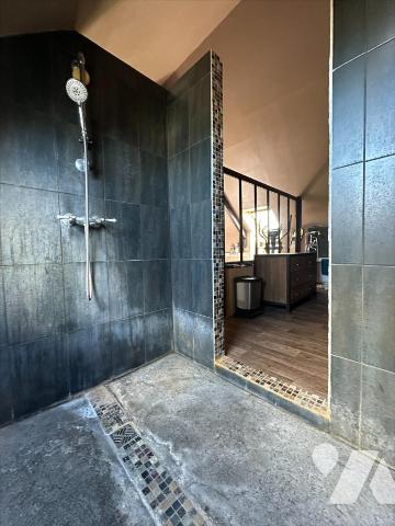 Maison individuelle en pierre COSQUEVILLE (50330)