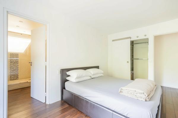 4 Pièces ,Centre-Ville, Jardin de 150m², Aucun travaux à prevoir!