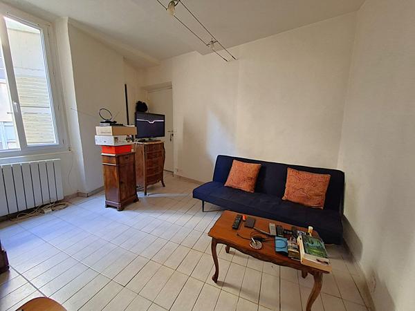 LOT DE 2 STUDIOS VENDUS LOUÉS - GRASSE CENTRE HISTORIQUE