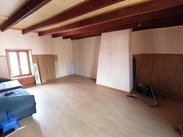 Maison en pierre à rénover à Saint-Maurice-la-Souterraine