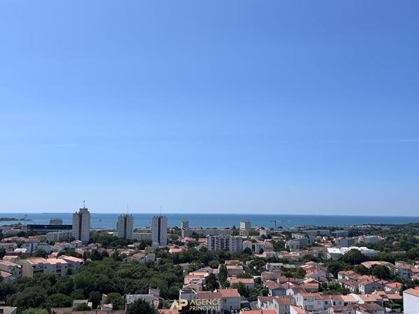 Appartement 3 pièces - Garage - Vue mer 233 000 € **  - Référence  FB750
