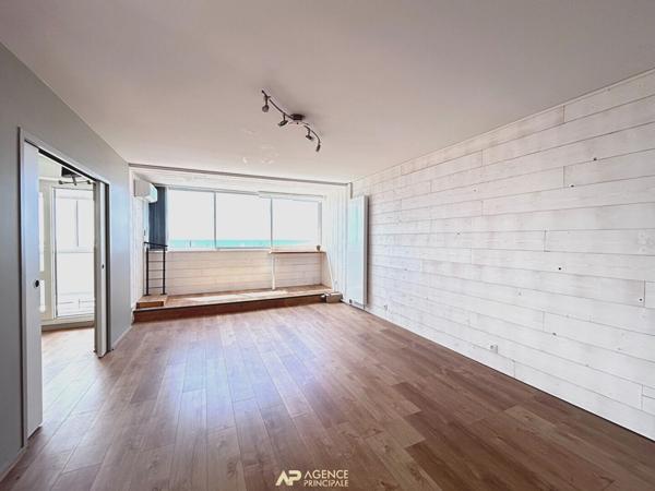 Appartement 3 pièces - Garage - Vue mer 233 000 € **  - Référence  FB750