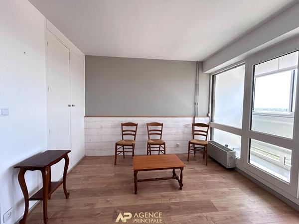 Appartement 3 pièces - Garage - Vue mer 233 000 € **  - Référence  FB750